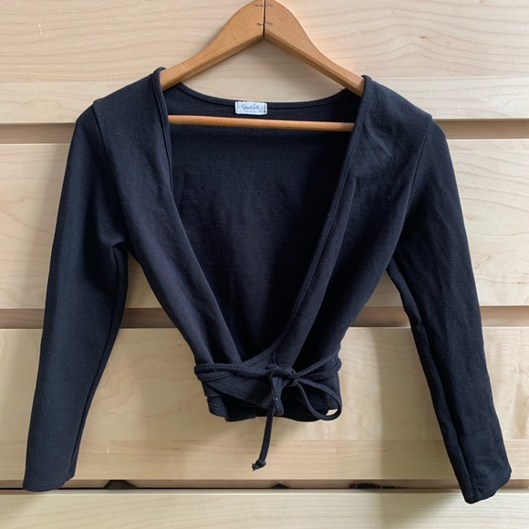 Brandy Ruth wrap front top - Picture 3 of 5